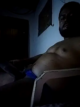 Snapshot of Ant1990 chatting on November 24, 2025, 2:44 am Ant1990 online show from November 24, 2025, 2:44 am