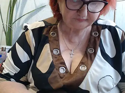 DeniseeRosea online show from June 20, 2026, 6:07 am