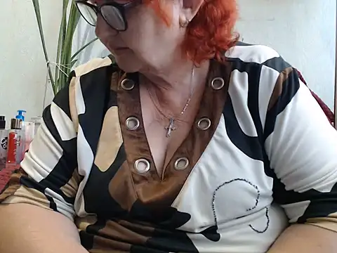 DeniseeRosea online show from July 14, 2026, 12:00 pm