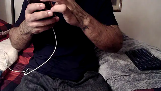 Snapshot of Str8_Soldier chatting on February 28, 2025, 2:20 am Str8 Soldier online show from February 28, 2025, 2:20 am