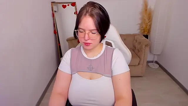 Snapshot of Manic_pixie_ chatting on February 8, 2026, 10:46 am Manic pixie online show from February 8, 2026, 10:46 am