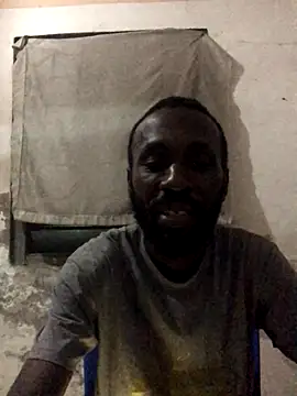 Snapshot of onewinnertee chatting on December 3, 2025, 12:23 am onewinnertee online show from December 3, 2025, 12:23 am