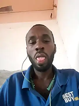 Snapshot of onewinnertee chatting on November 3, 2025, 11:14 am onewinnertee online show from November 3, 2025, 11:14 am