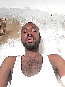 Snapshot of onewinnertee chatting on October 18, 2025, 6:59 am onewinnertee online show from October 18, 2025, 6:59 am