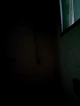 Snapshot of onewinnertee chatting on October 21, 2025, 12:11 am onewinnertee online show from October 21, 2025, 12:11 am