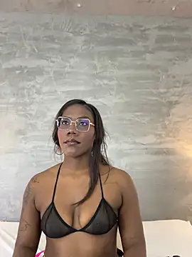 Alaia Colins online show from July 2, 2026, 1:39 am