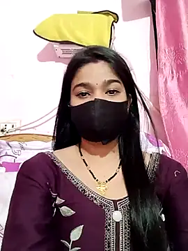 Snapshot of Simran-001 chatting on October 12, 2025, 3:24 pm Simran-001 online show from October 12, 2025, 3:24 pm