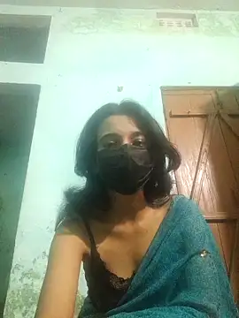 Snapshot of Bong-lady chatting on February 19, 2025, 10:12 am Bong-lady online show from February 19, 2025, 10:12 am