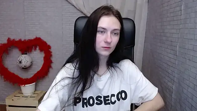 Snapshot of AmandaJi_ chatting on March 6, 2025, 7:36 am AmandaJi  online show from March 6, 2025, 7:36 am