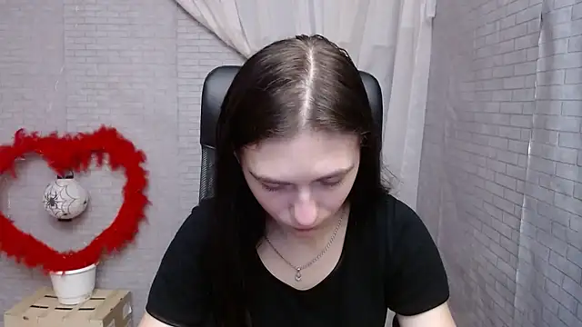 Snapshot of AmandaJi_ chatting on February 13, 2025, 7:13 am AmandaJi  online show from February 13, 2025, 7:13 am