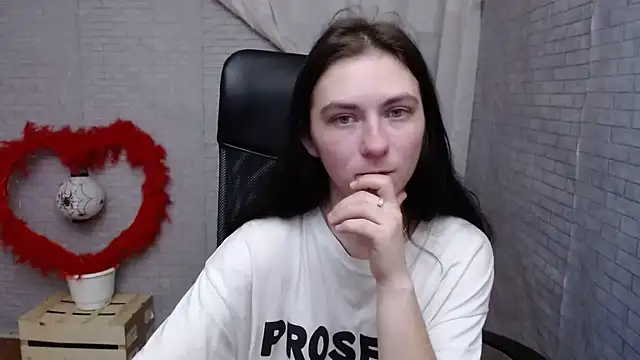 Snapshot of AmandaJi_ chatting on March 6, 2025, 10:41 am AmandaJi  online show from March 6, 2025, 10:41 am