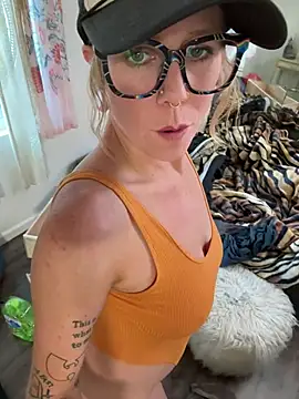 I am babydoll online show from January 15, 2026, 4:54 pm