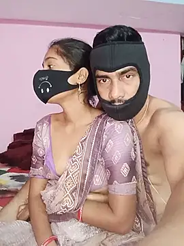 Snapshot of USHA_BHABHI chatting on July 9, 2026, 11:26 pm USHA BHABHI online show from July 9, 2026, 11:26 pm