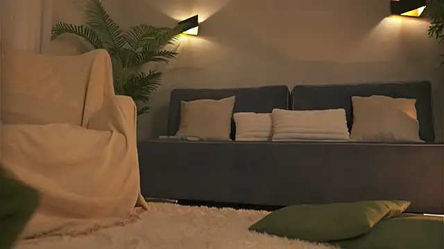 Sofa 01 online show from May 5, 2026, 2:09 pm