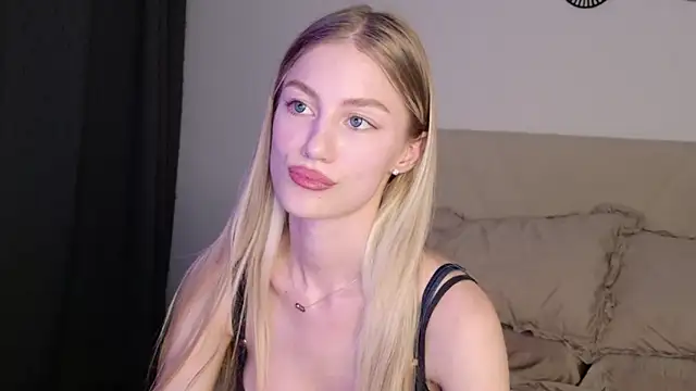 Snapshot of GabriellaOlsen chatting on June 11, 2026, 3:42 pm GabriellaOlsen online show from June 11, 2026, 3:42 pm