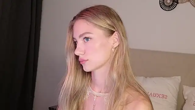 GabriellaOlsen online show from August 5, 2026, 5:07 pm