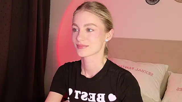 GabriellaOlsen online show from March 20, 2026, 6:20 pm