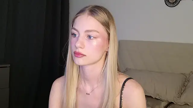 Snapshot of GabriellaOlsen chatting on June 12, 2026, 4:16 pm GabriellaOlsen online show from June 12, 2026, 4:16 pm