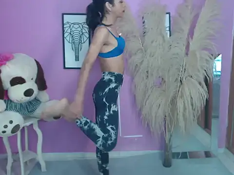 Snapshot of bianca_susej chatting on October 23, 2025, 1:21 pm bianca susej online show from October 23, 2025, 1:21 pm