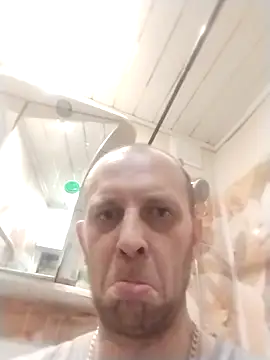 MaxDevilWhite online show from March 26, 2026, 5:28 am