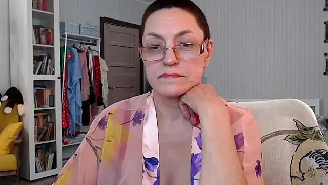 Soffya Soy online show from June 4, 2026, 3:06 pm
