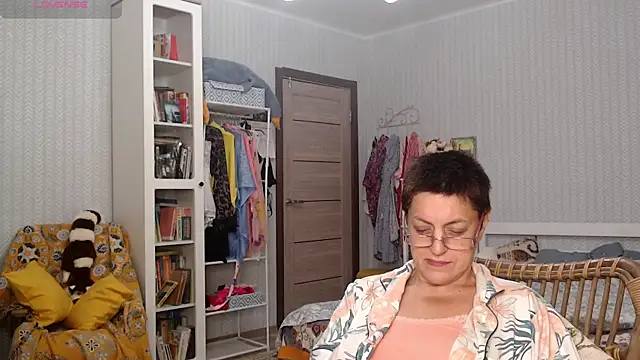 Soffya Soy online show from July 18, 2026, 8:50 pm