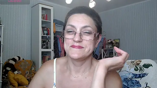 Soffya Soy online show from July 13, 2026, 6:29 pm