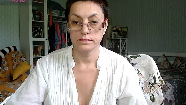 Soffya Soy online show from July 5, 2026, 5:47 am
