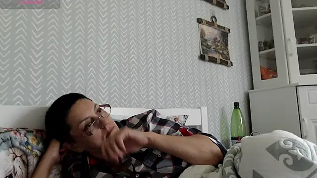 Soffya Soy online show from July 1, 2026, 11:43 am