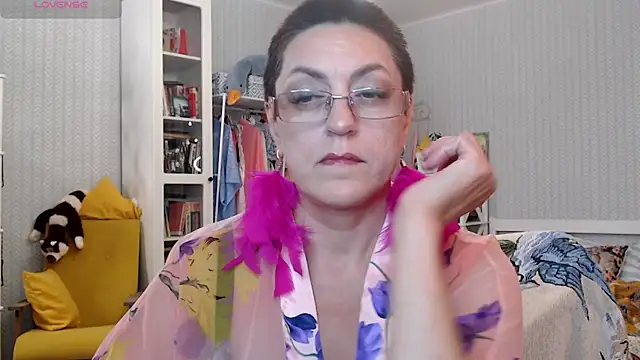 Soffya Soy online show from June 27, 2026, 4:02 pm