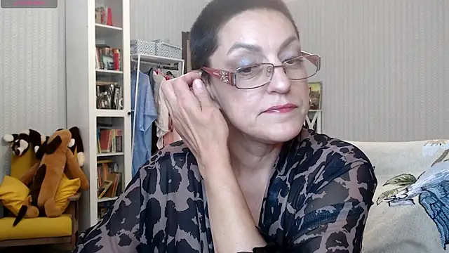 Soffya Soy online show from June 17, 2026, 9:14 pm