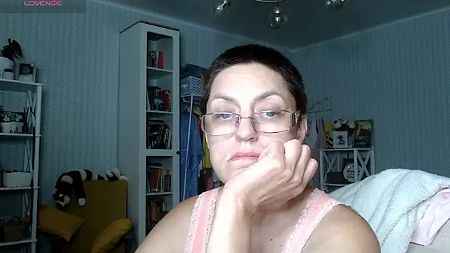 Soffya Soy online show from July 2, 2026, 8:15 pm