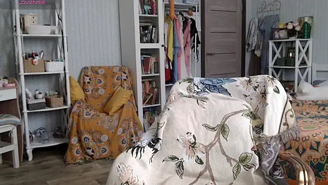 Soffya Soy online show from July 26, 2026, 2:13 pm