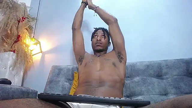 xxxhotbbc online show from March 1, 2025, 11:58 pm