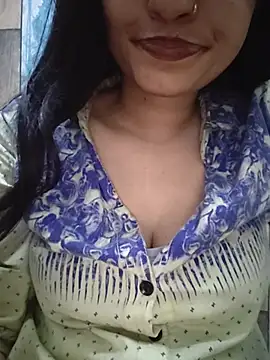 Snapshot of cute_IndianBabe chatting on July 8, 2026, 12:57 am cute IndianBabe online show from July 8, 2026, 12:57 am