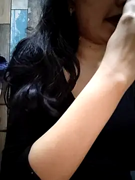 Snapshot of cute_IndianBabe chatting on June 27, 2026, 1:39 pm cute IndianBabe online show from June 27, 2026, 1:39 pm