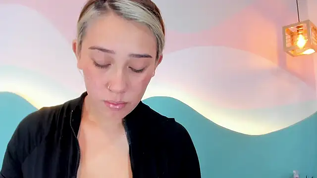 Snapshot of Lannajansen chatting on November 26, 2025, 1:11 pm Lannajansen online show from November 26, 2025, 1:11 pm