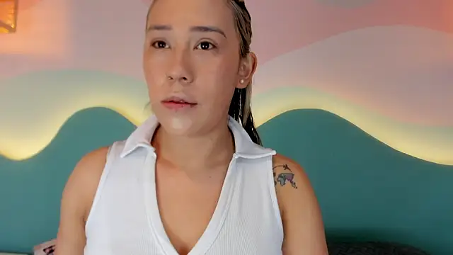 Snapshot of Lannajansen chatting on November 24, 2025, 1:11 pm Lannajansen online show from November 24, 2025, 1:11 pm