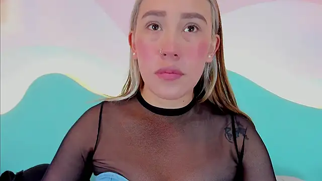 Snapshot of Lannajansen chatting on October 22, 2025, 2:16 pm Lannajansen online show from October 22, 2025, 2:16 pm