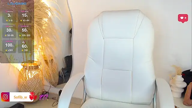 Sofi BBW online show from April 30, 2026, 12:45 pm