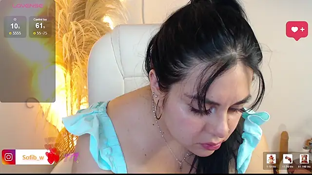 Snapshot of Sofi_BBW chatting on June 16, 2026, 12:49 pm Sofi BBW online show from June 16, 2026, 12:49 pm