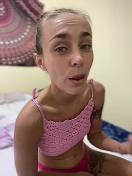 Snapshot of White_Lu chatting on November 16, 2025, 2:05 am White Lu online show from November 16, 2025, 2:05 am