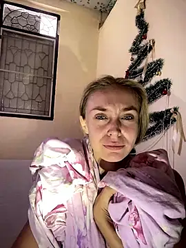 White Lu online show from January 11, 2026, 3:13 am