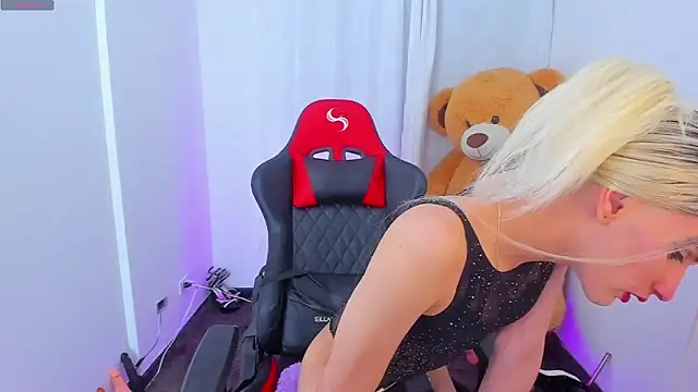 Sexy valgirl online show from April 30, 2026, 3:02 am