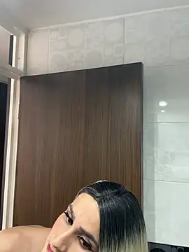 Sexy valgirl online show from May 7, 2026, 8:23 pm
