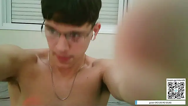 vitorsafado19 online show from February 1, 2026, 5:17 am