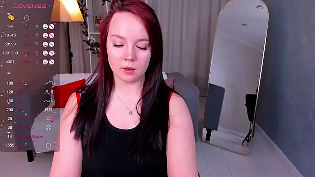 maya suun online show from December 17, 2025, 1:32 am