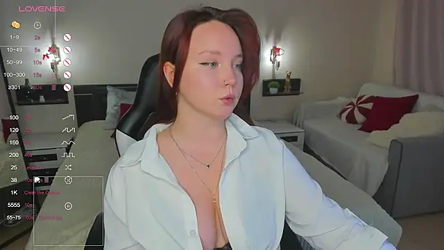 Snapshot of maya_suun chatting on June 25, 2026, 1:14 am maya suun online show from June 25, 2026, 1:14 am
