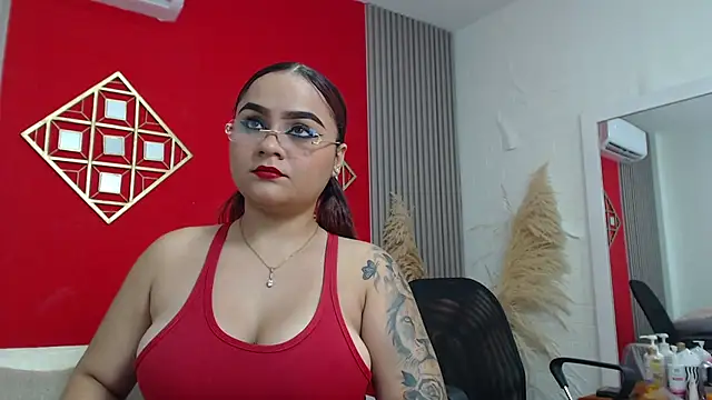 Snapshot of Jade_Sky_ chatting on January 24, 2025, 4:39 pm Jade Sky online show from January 24, 2025, 4:39 pm