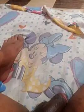 Snapshot of mhmia chatting on October 13, 2025, 5:36 pm mhmia online show from October 13, 2025, 5:36 pm